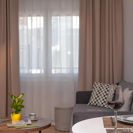 Central Green Apartment